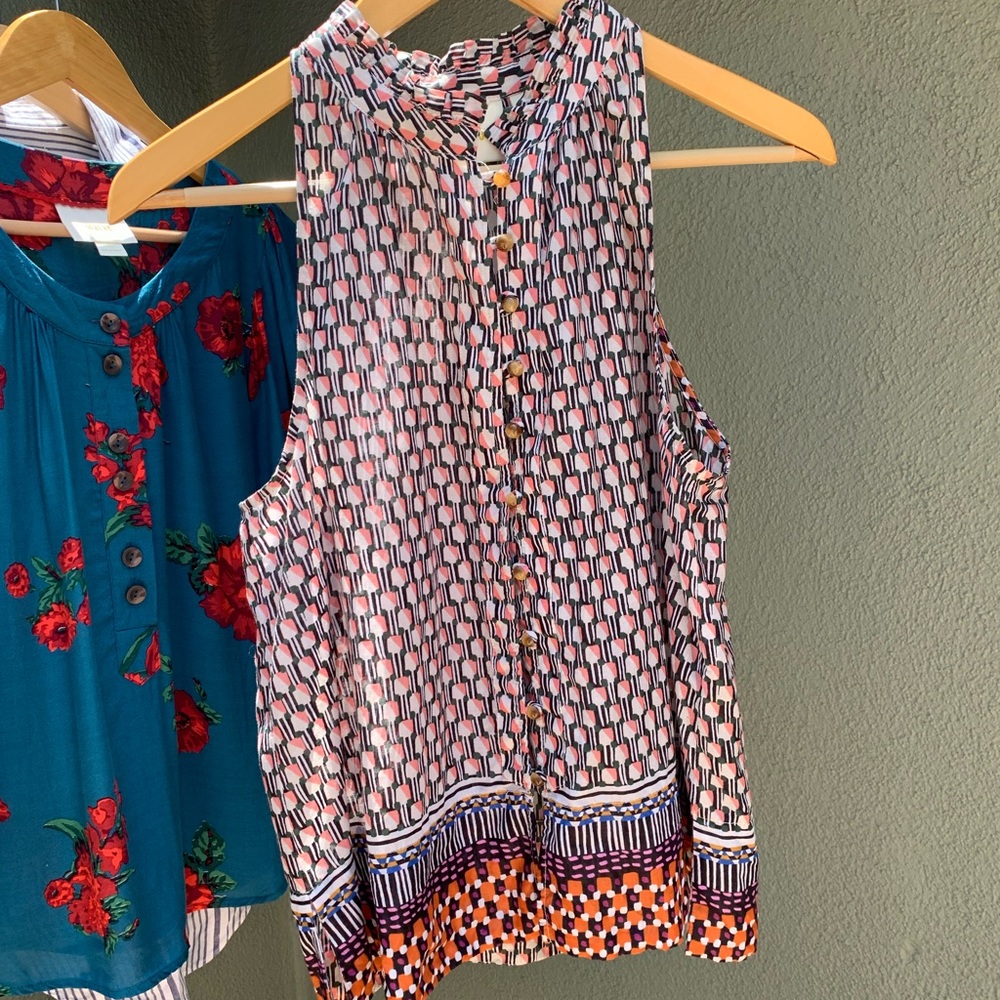 Maeve sleeveless button top